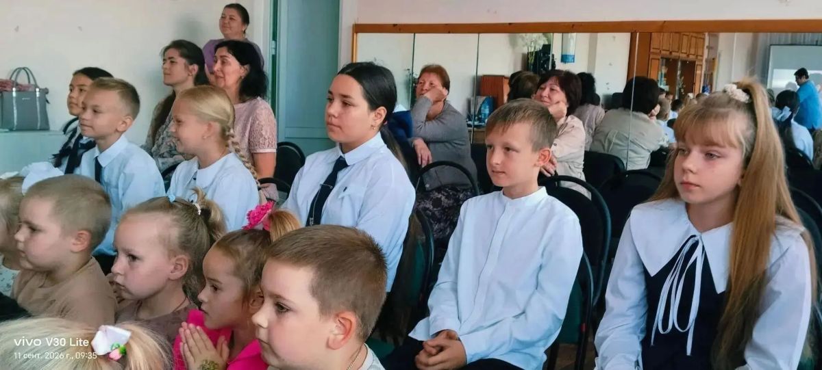 Дружба - один из главных компонентов программы "Орлята России", дети учатся дружить, слушать друг друга, договариваться, помогать и принимать помощь Дружба - один из главных компонентов программы "Орлята России", дети учатся дружить, слушать друг друга, договариваться, помогать и принимать помощь