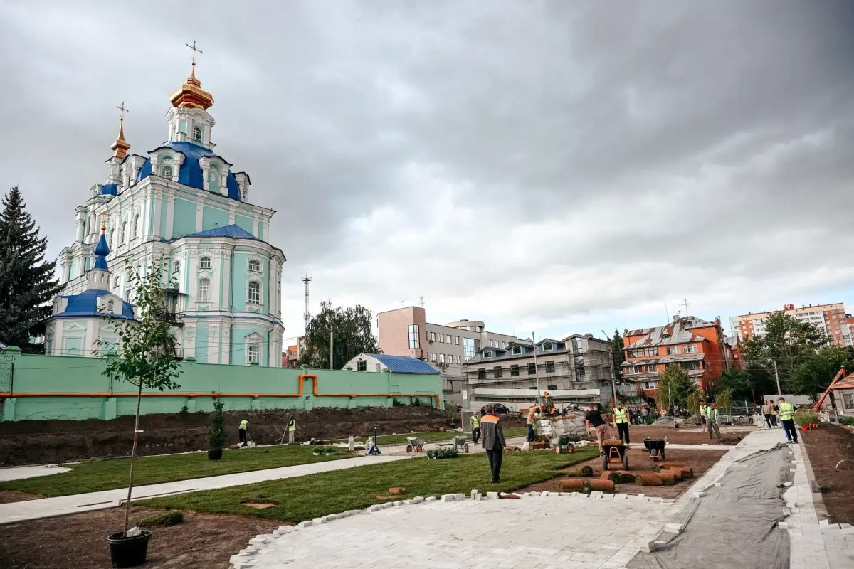 В центре Курска ко Дню города откроют 2 сквера
