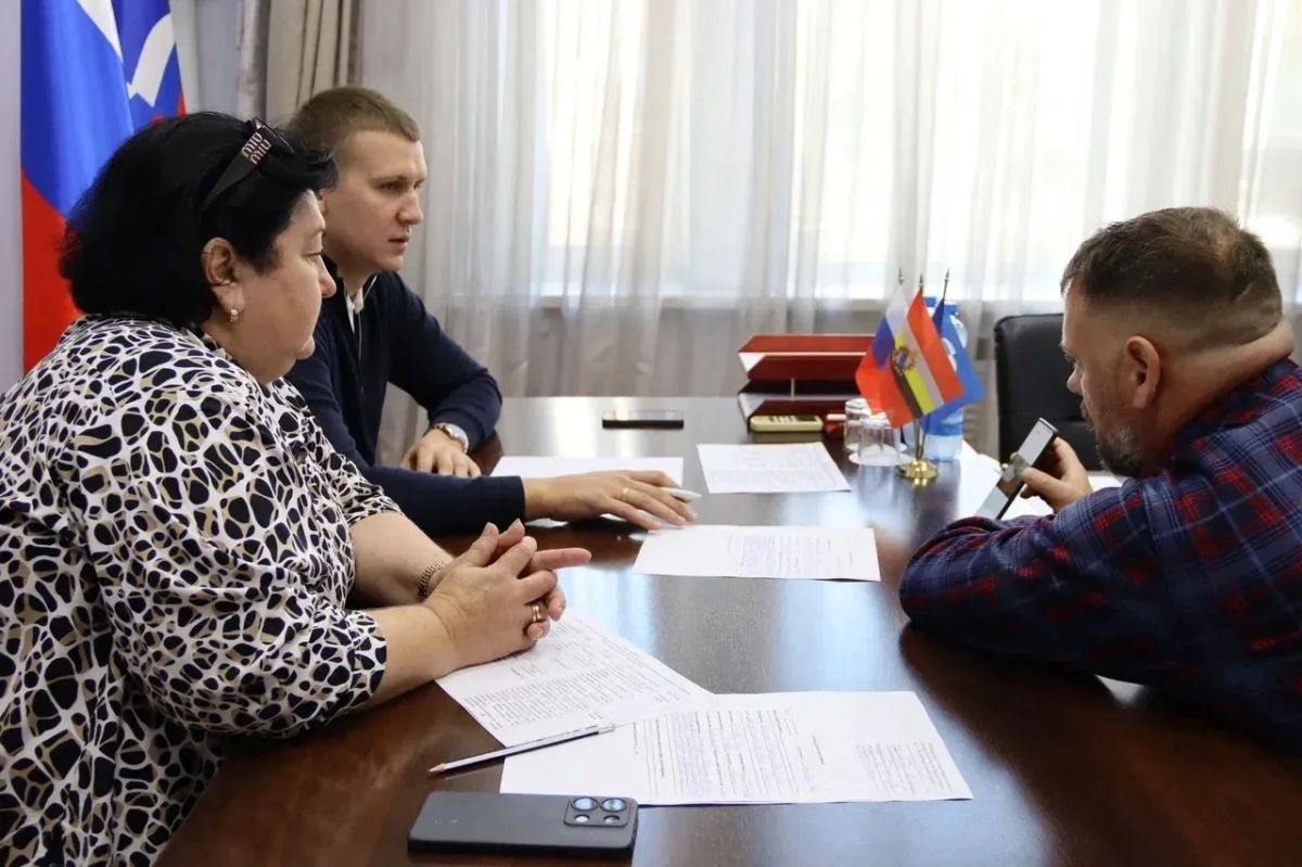 В Курской области прошёл единый день приёма по вопросам жилья и земли для участников СВО В Курской области прошёл единый день приёма по вопросам жилья и земли для участников СВО