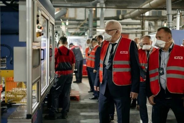 КАЗ принял участников заседания Совета по промышленности Курской области КАЗ принял участников заседания Совета по промышленности Курской области