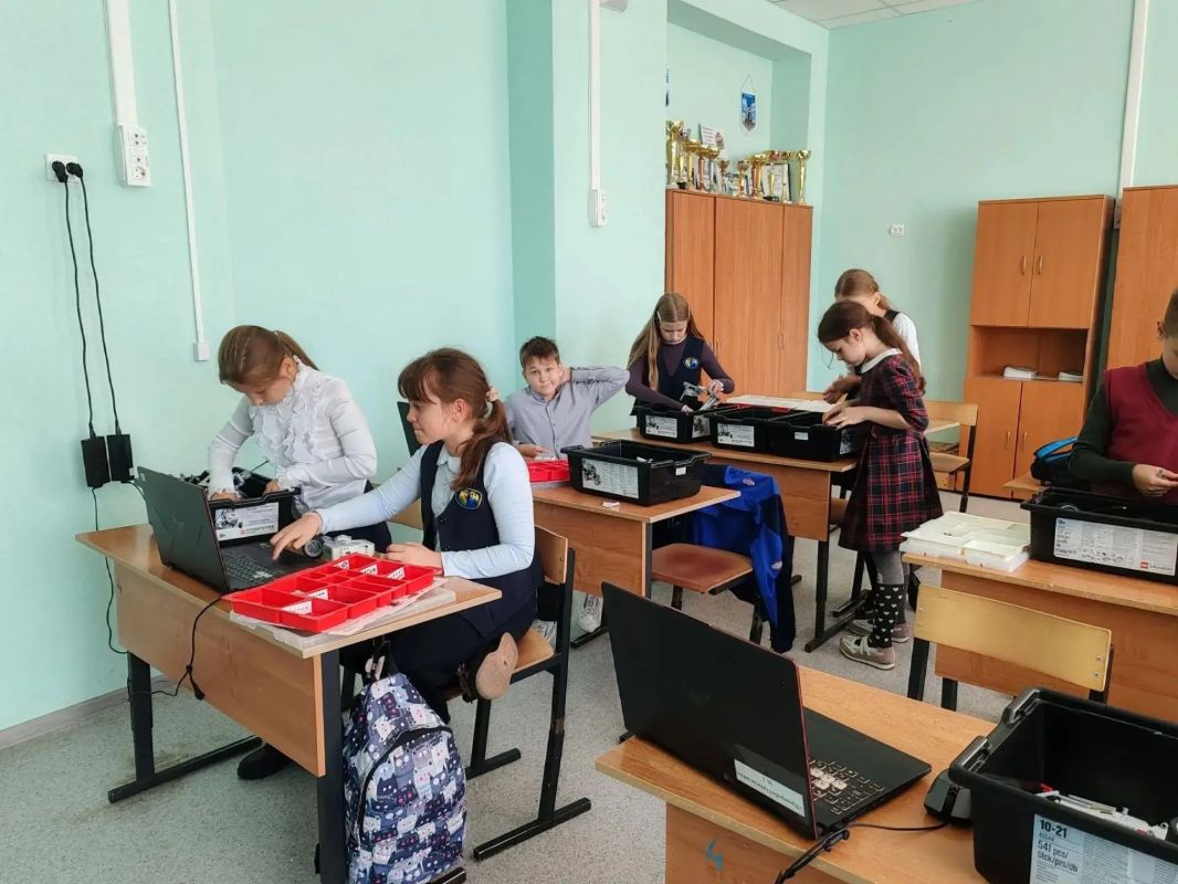 Мобильный «Кванториум» в Фатежском районе! Мобильный «Кванториум» в Фатежском районе!