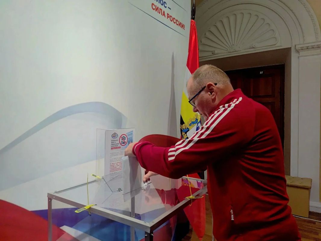 Куряне с утра уже на выборах Куряне с утра уже на выборах