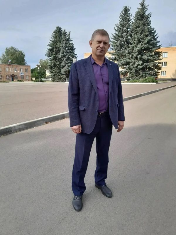 Глава Поныровского района Владимир Торубаров проголосовал на выборах Глава Поныровского района Владимир Торубаров проголосовал на выборах