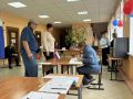 В Дмитриевском районе продолжается активное голосование