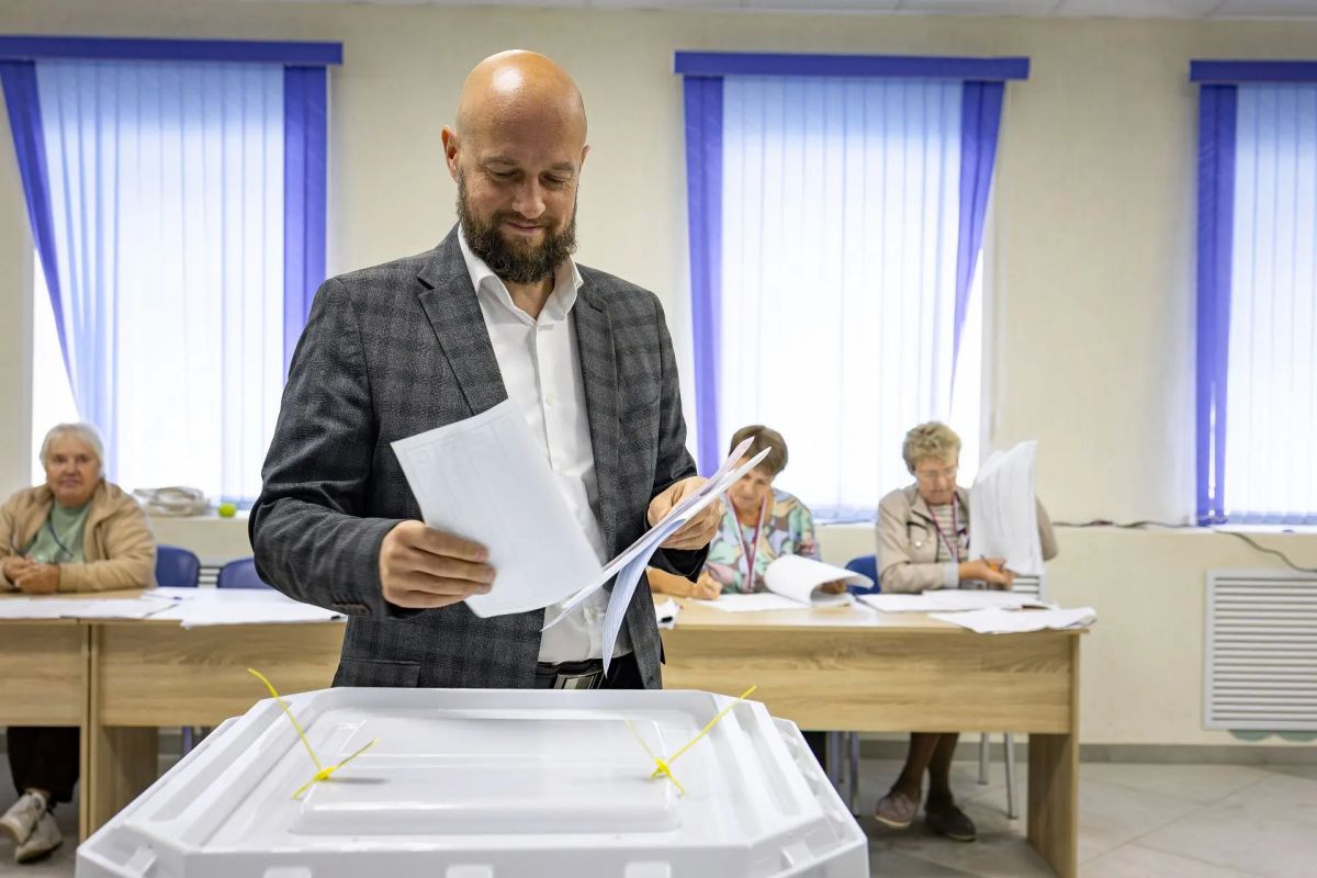 Друзья, приветствую вас!. Сегодня очень важный день Друзья, приветствую вас!. Сегодня очень важный день