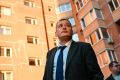 Александр Хинштейн проверил ремонт пострадавшего от БПЛА дома в Железногорске