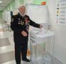 Ветеран МВД проголосовал на своем избирательном участке