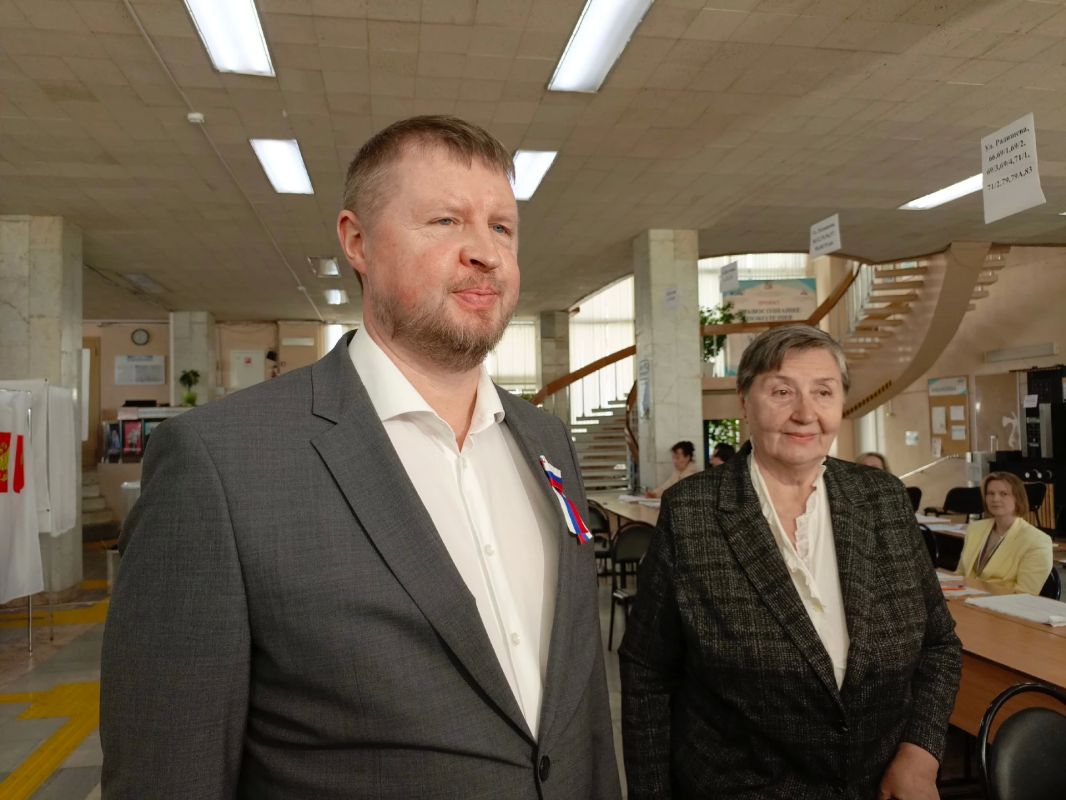 В Курске проголосовал председатель регионального избиркома В Курске проголосовал председатель регионального избиркома