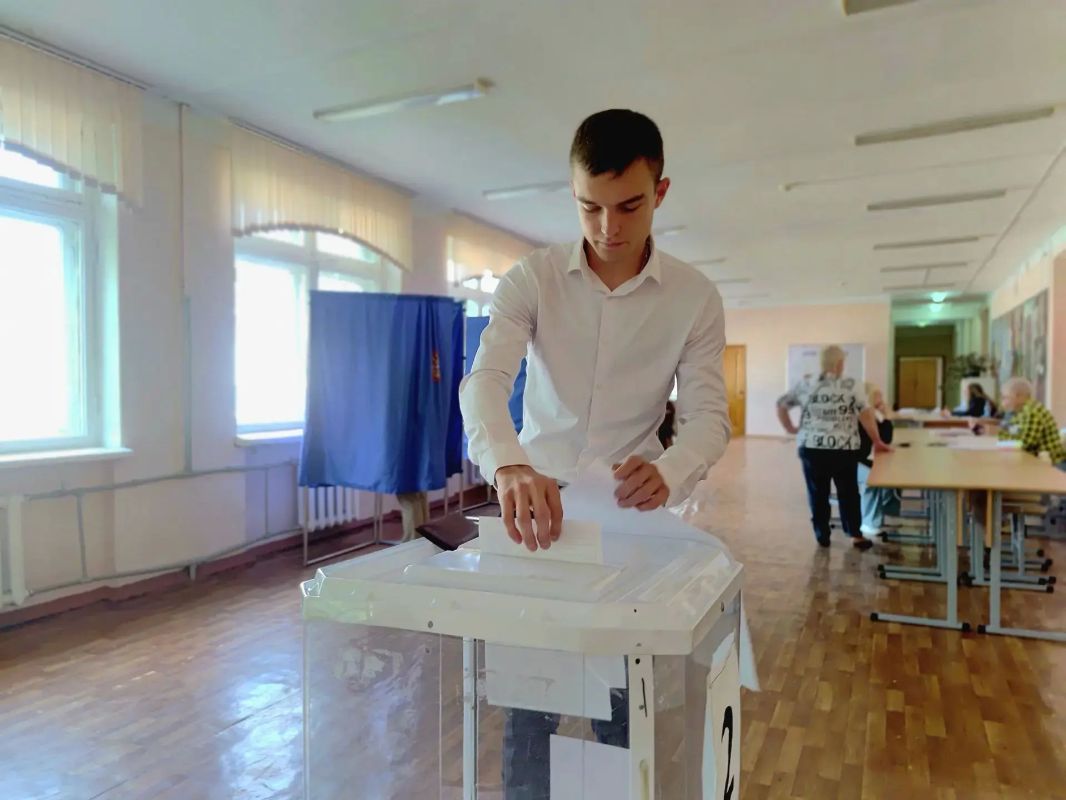 В разгаре второй день основного периода голосования на выборах депутатов Государственной и Курской областной Дум В разгаре второй день основного периода голосования на выборах депутатов Государственной и Курской областной Дум