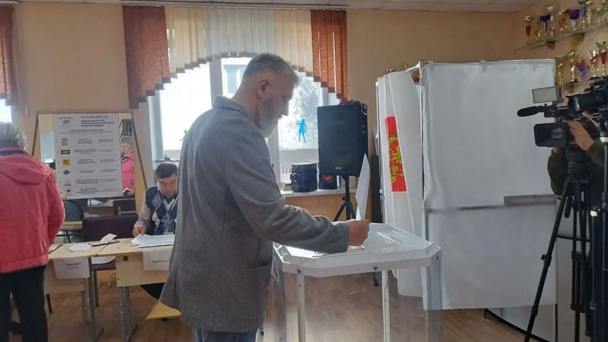 Куряне продолжают участвовать в голосовании Куряне продолжают участвовать в голосовании