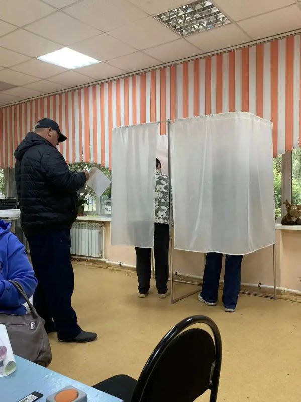 В Железногорске проходит заключительный день основного голосования на выборах депутатов в Государственную и Курскую областную Думы В Железногорске проходит заключительный день основного голосования на выборах депутатов в Государственную и Курскую областную Думы