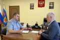 Начальник УФСИН России по Курской области Сергей Машкин и председатель Комитета Государственной Думы по безопасности и противодействию коррупции Василий Пискарёв обсудили профилактику рецидивной преступности