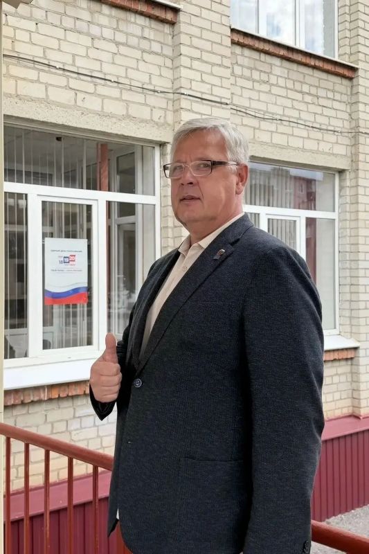 Депутаты Курской областной Думы проголосовали за будущее региона, страны, своих близких и земляков Депутаты Курской областной Думы проголосовали за будущее региона, страны, своих близких и земляков