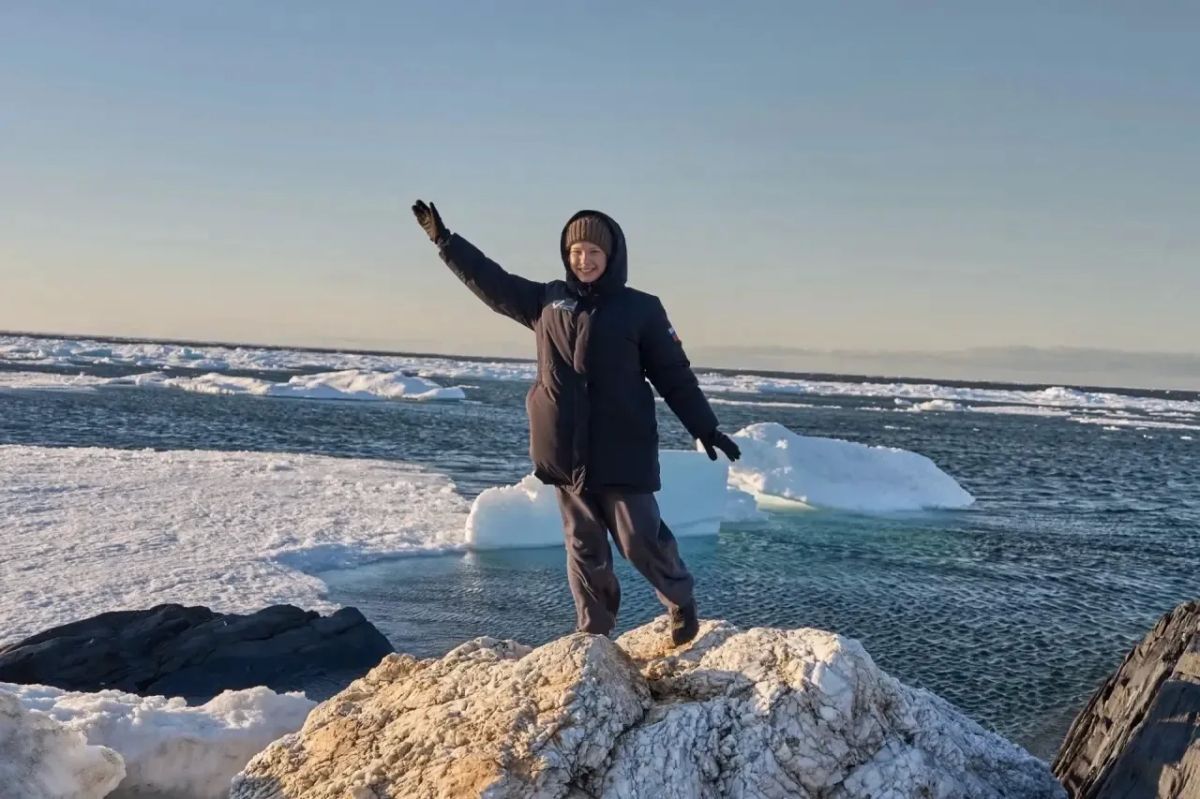 Курская школьница побывала на мысе Челюскин Курская школьница побывала на мысе Челюскин