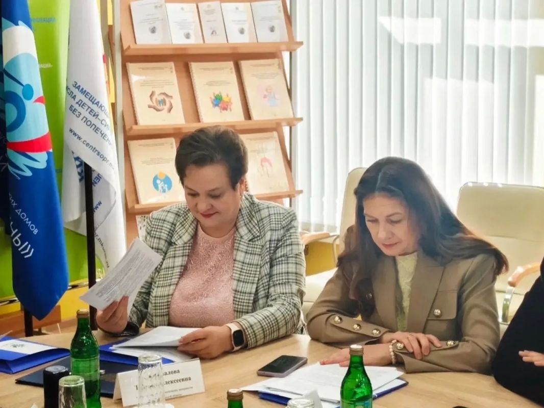Министр социального обеспечения, материнства и детства Курской области Татьяна Сукновалова приняла участие в торжественном открытии Курского регионального отделения Общероссийской общественной государственной организации... Министр социального обеспечения, материнства и детства Курской области Татьяна Сукновалова приняла участие в торжественном открытии Курского регионального отделения Общероссийской общественной государственной организации...