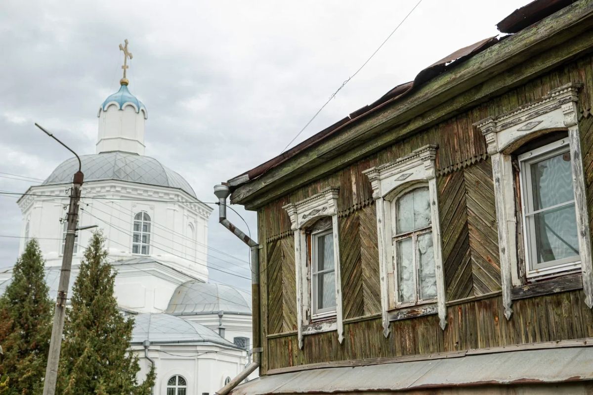 Десять художниц пишут с натуры пейзажи Курска Десять художниц пишут с натуры пейзажи Курска