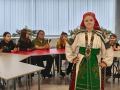 Благодаря федеральному проекту "Пушкинская карта" в районном Доме культуры прошла познавательная программа «Путешествие по страницам русского фольклора»
