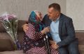 Алексей Спиридонов: Вместе с Екатериной Васильевной Феоктистовой, главой Плеховского сельсовета, поздравили с юбилеем жительницу Суджанского района