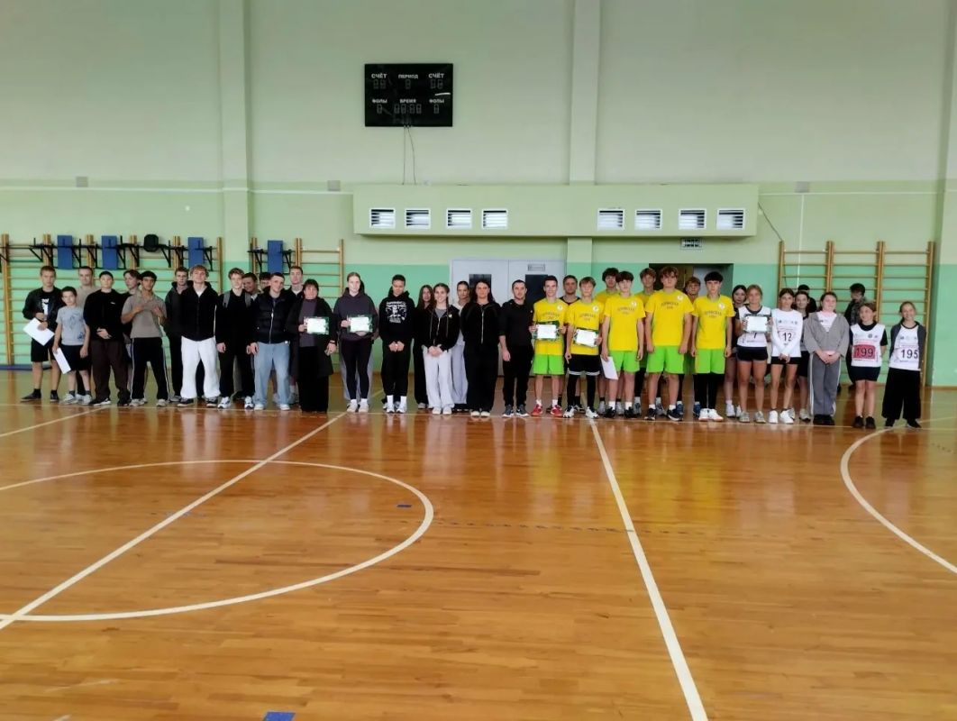 На спортивной площадке села Афанасьево состоялся муниципальный этап Спартакиады обучающихся Обоянского района по русской лапте (мини-лапте) На спортивной площадке села Афанасьево состоялся муниципальный этап Спартакиады обучающихся Обоянского района по русской лапте (мини-лапте)