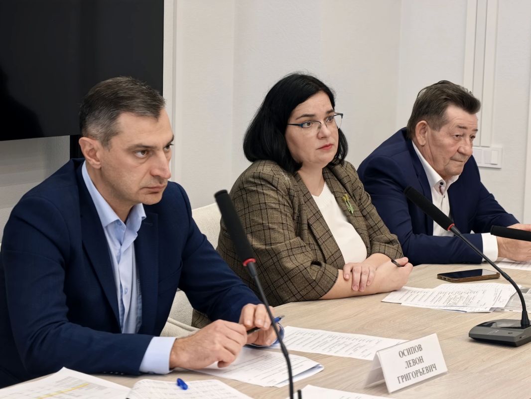 Сегодня состоялось очередное заседание межведомственной комиссии Курской области по противодействию нелегальной занятости Сегодня состоялось очередное заседание межведомственной комиссии Курской области по противодействию нелегальной занятости