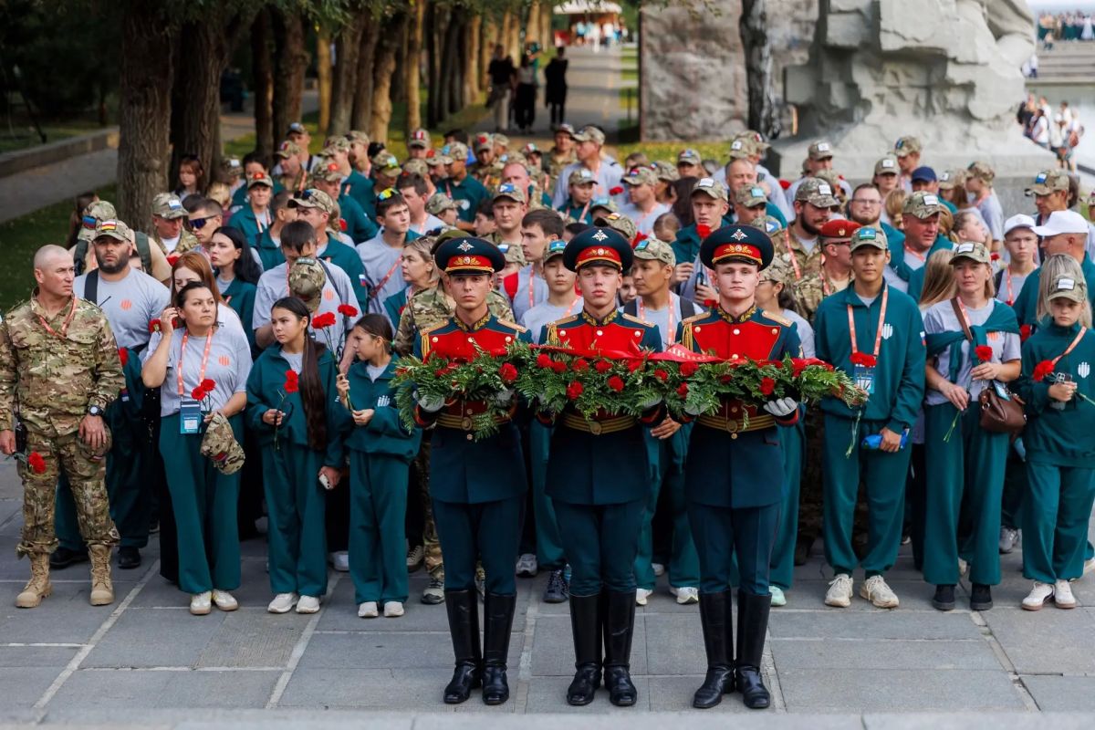 Первый день финала «Семейной Зарницы» завершился у Мамаева кургана Первый день финала «Семейной Зарницы» завершился у Мамаева кургана