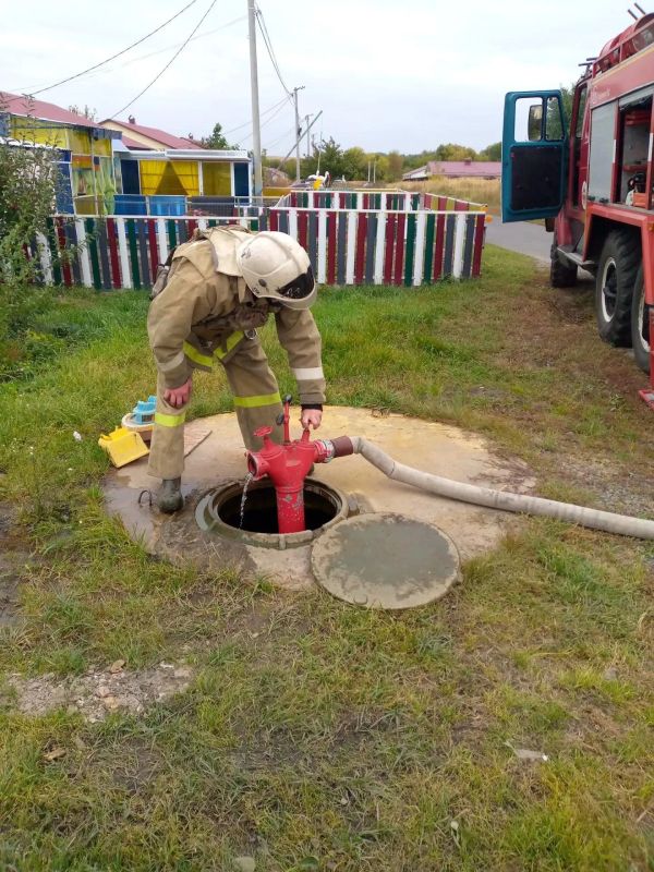 Осенние проверки противопожарного водоснабжения в районах области продолжаются Осенние проверки противопожарного водоснабжения в районах области продолжаются