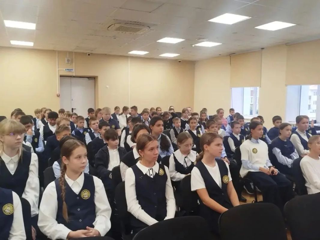 В Курске полицейские и общественники дали старт акции «Правовой десант» В Курске полицейские и общественники дали старт акции «Правовой десант»