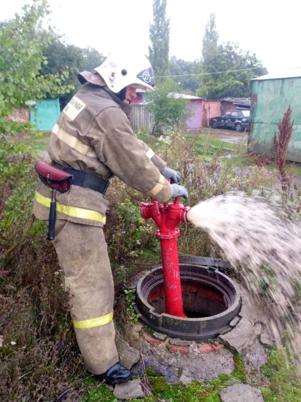 Проверка пожарного водоснабжения в Золотухинском районе Проверка пожарного водоснабжения в Золотухинском районе