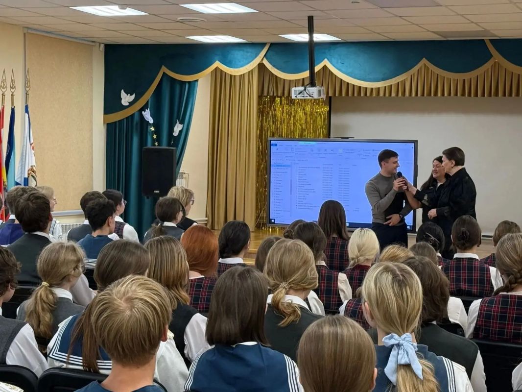 В Курске полицейские и общественники дали старт акции «Правовой десант» В Курске полицейские и общественники дали старт акции «Правовой десант»