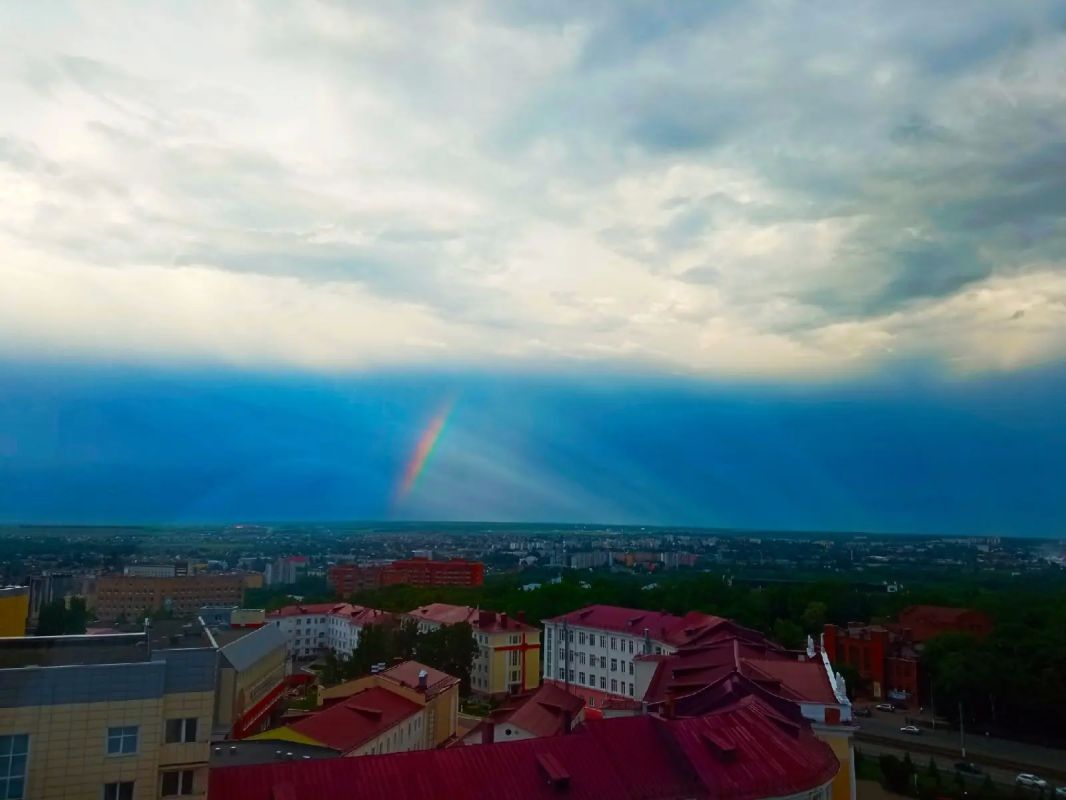 Отделение Соцфонда поздравляет курян с Днем города Отделение Соцфонда поздравляет курян с Днем города