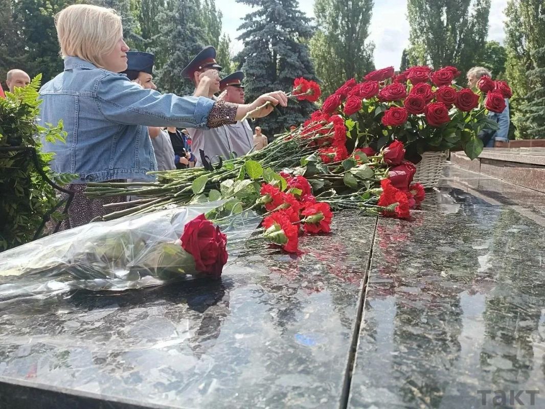 В Курске мемориалу «Памяти павших» возвращают первоначальный облик