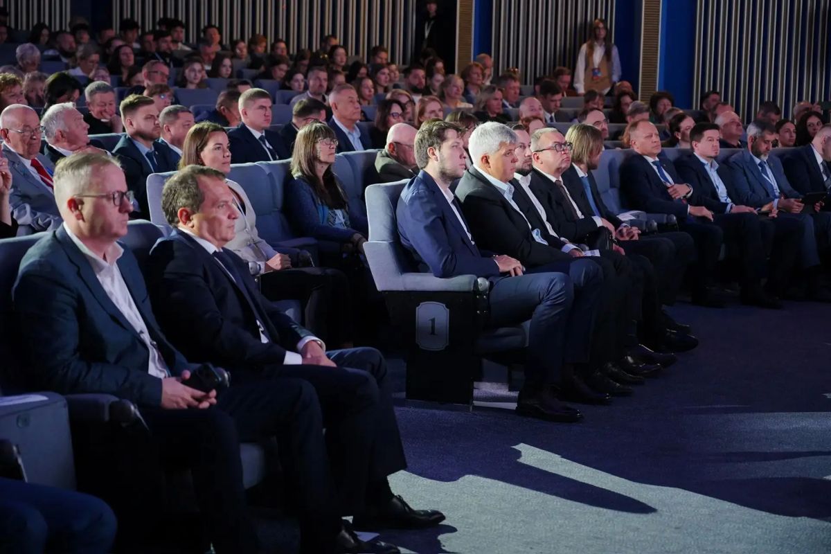 Минстрой России принял участие в XVII Всероссийской конференции «Российский строительный комплекс» Минстрой России принял участие в XVII Всероссийской конференции «Российский строительный комплекс»