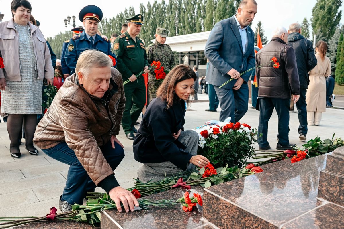 Курск отмечает 994-летие: память, которая объединяет Курск отмечает 994-летие: память, которая объединяет