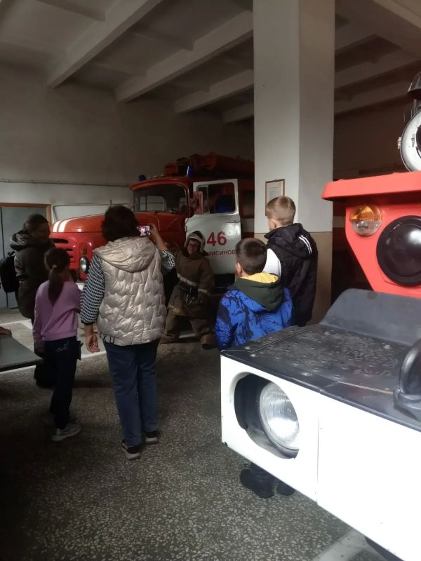 Экскурсия в пожарную часть Черемисиновского района Экскурсия в пожарную часть Черемисиновского района