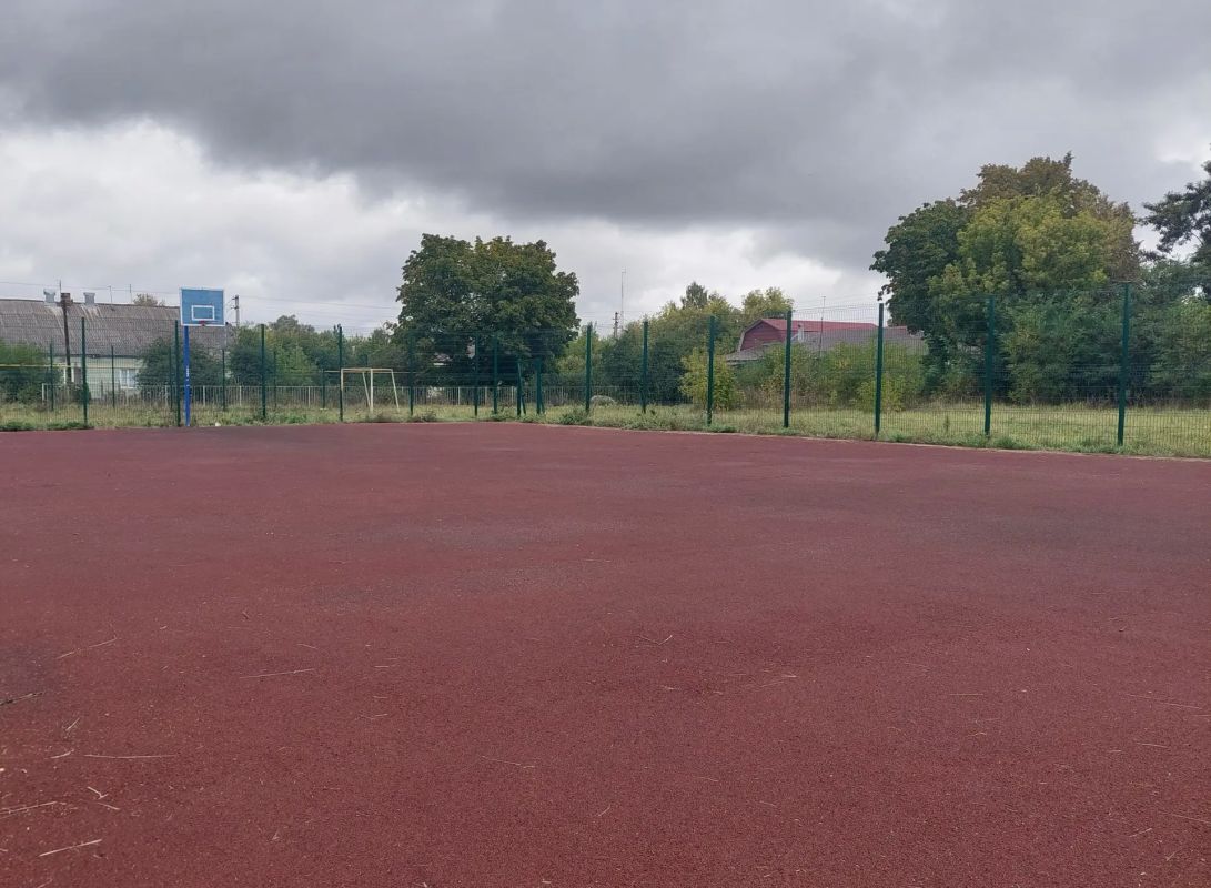 В селе Беседино осмотрели благоустроенный сквер у мемориала В селе Беседино осмотрели благоустроенный сквер у мемориала