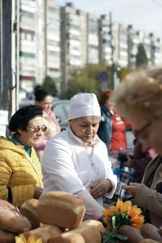 В Курске прошла первая ежегодная сельскохозяйственная ярмарка «Осень — 2026» В Курске прошла первая ежегодная сельскохозяйственная ярмарка «Осень — 2026»