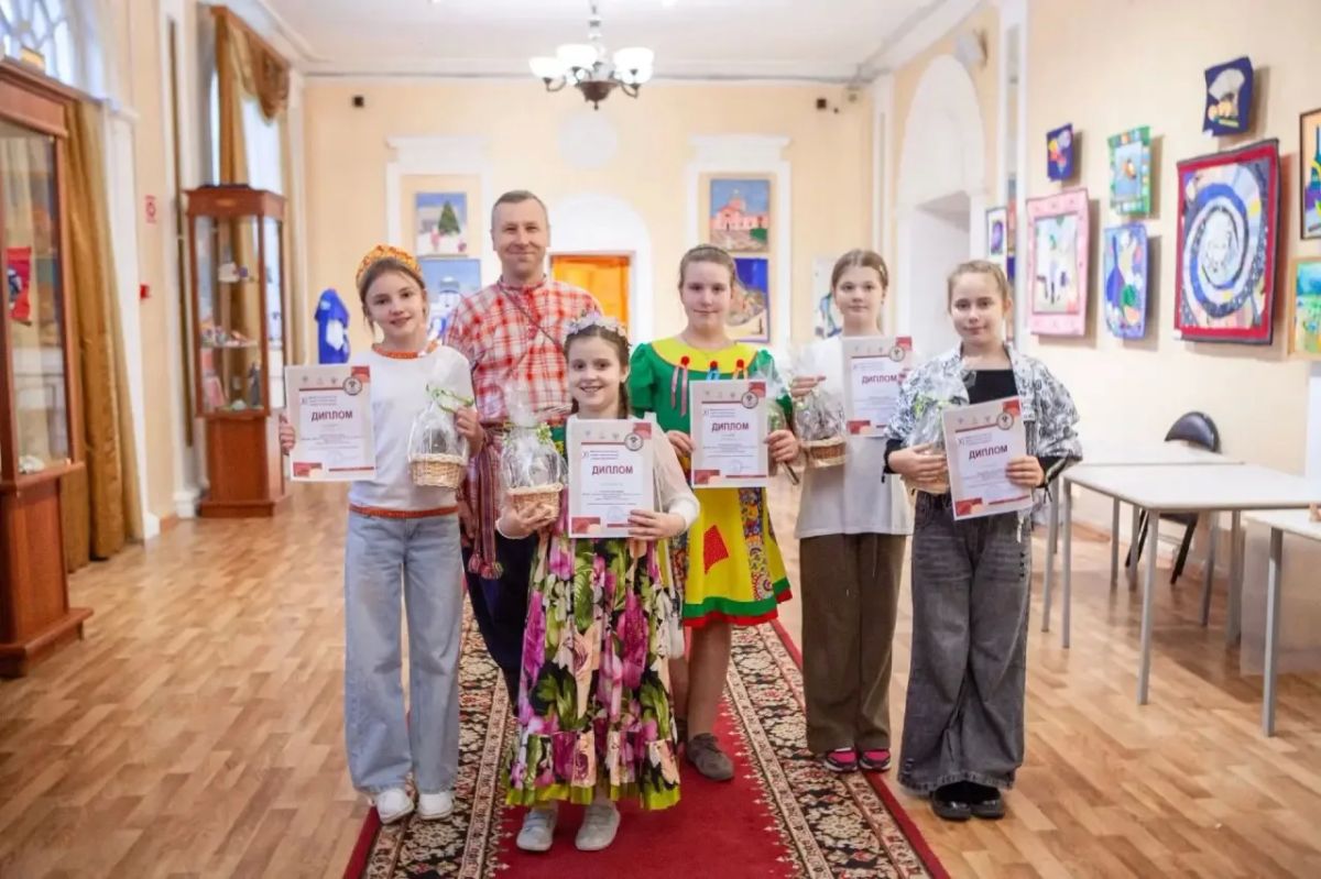 В Курске прошёл XI Межрегиональный детский конкурс глиняной игрушки «Заиграй, моя игрушечка» В Курске прошёл XI Межрегиональный детский конкурс глиняной игрушки «Заиграй, моя игрушечка»
