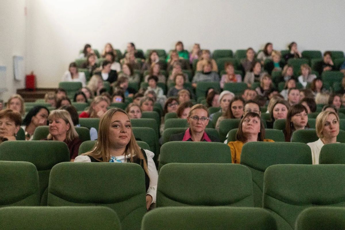 В курской школе №58 чествовали педагогов дополнительного образования В курской школе №58 чествовали педагогов дополнительного образования
