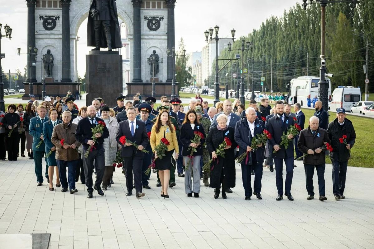 Областной центр в прошлую пятницу отметил свое 994-летие, в рамках которого 24 и 25 сентября прошли яркие и веселые празднества Областной центр в прошлую пятницу отметил свое 994-летие, в рамках которого 24 и 25 сентября прошли яркие и веселые празднества