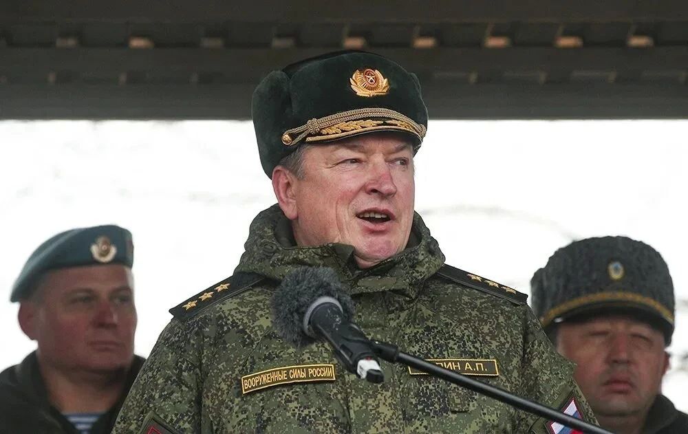 Два майора: Генерал-полковник Александр Лапин займёт место в правительстве Республики Татарстан Два майора: Генерал-полковник Александр Лапин займёт место в правительстве Республики Татарстан