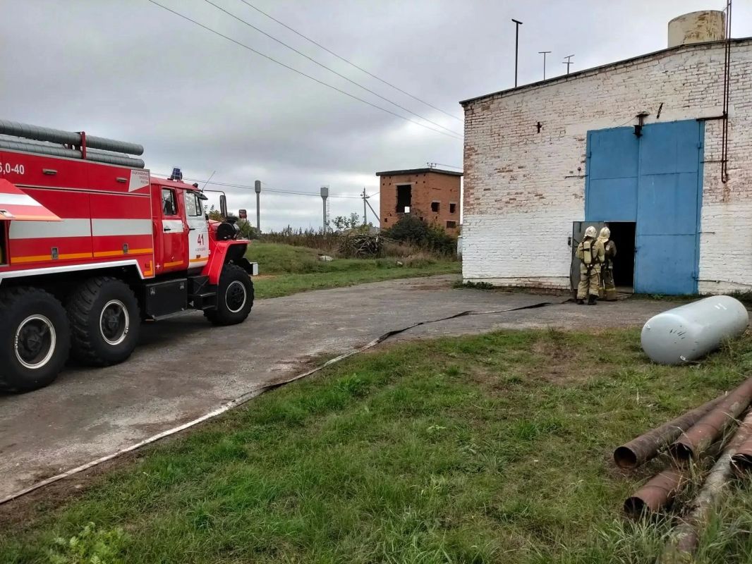 Огнеборцы ПЧ Солнцевского района на КШУ, ПТЗ и сдаче квартальных зачетов Огнеборцы ПЧ Солнцевского района на КШУ, ПТЗ и сдаче квартальных зачетов