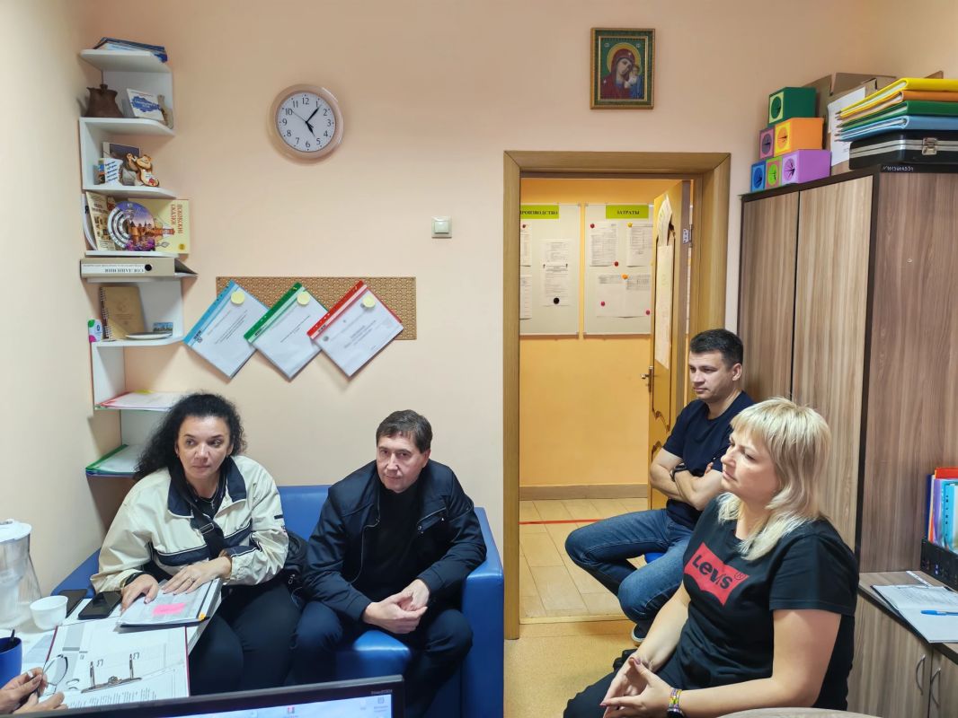 На прошедшей неделе представители Минэкономразвития Курской области и Государственной корпорации «Росатом» провели серию рабочих встреч с организациями Курской области в рамках проекта «Эффективный регион» На прошедшей неделе представители Минэкономразвития Курской области и Государственной корпорации «Росатом» провели серию рабочих встреч с организациями Курской области в рамках проекта «Эффективный регион»