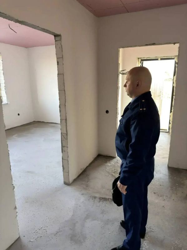 Заместитель прокурора Курской области Олег Мануковский провел личный прием граждан в Обоянском районе Заместитель прокурора Курской области Олег Мануковский провел личный прием граждан в Обоянском районе