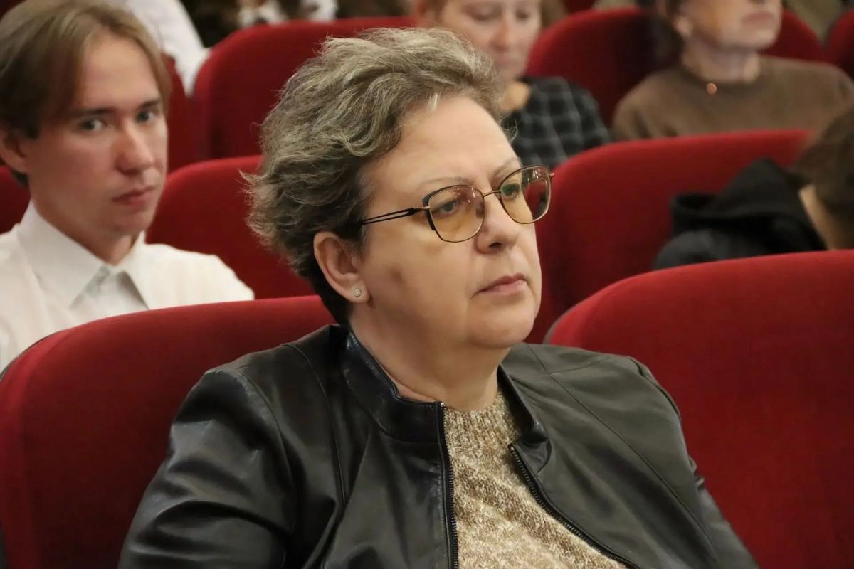 В областном центре единороссы открыли выставку: «Малая история большого города: Волокно в летописи Курска» В областном центре единороссы открыли выставку: «Малая история большого города: Волокно в летописи Курска»