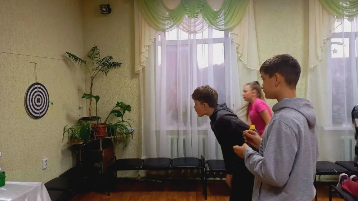В Чермошнянском СДК — филиале МКУК «Фатежский РДНТ» для ребят организовали вечер игры в дартс В Чермошнянском СДК — филиале МКУК «Фатежский РДНТ» для ребят организовали вечер игры в дартс