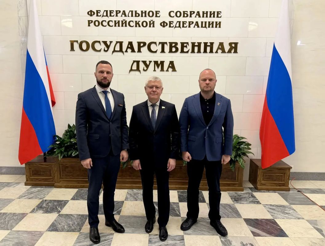 Новый федеральный парламент начал работу Новый федеральный парламент начал работу