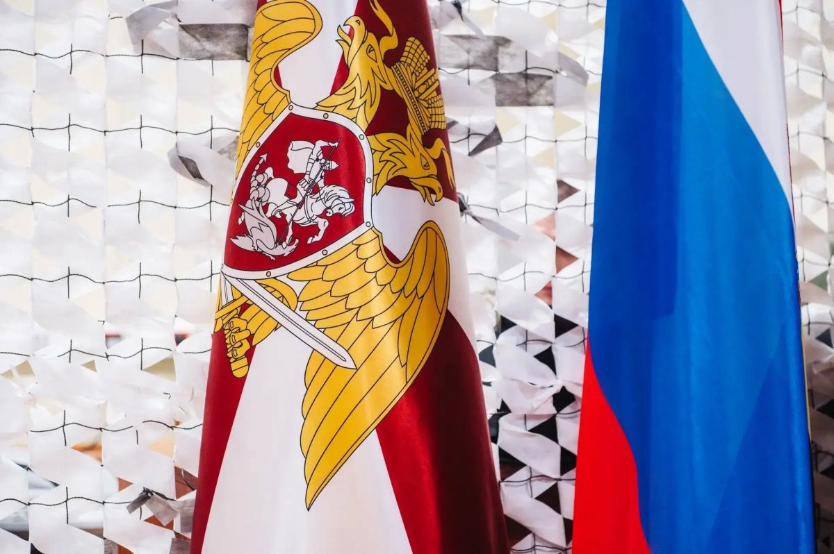 Александр Хинштейн поздравил с 10-летием Управление Росгвардии по Курской области Александр Хинштейн поздравил с 10-летием Управление Росгвардии по Курской области