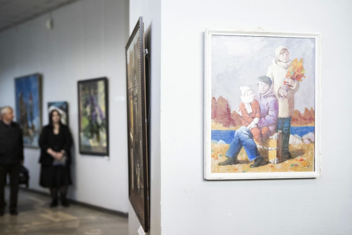 Курян ждут на юбилейной выставке живописи и графики Валерия Васильева Курян ждут на юбилейной выставке живописи и графики Валерия Васильева