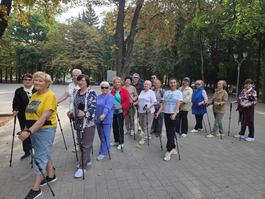 ЗДОРОВЬЕ В КАЖДОМ ШАГЕ. . Состоялась последняя тренировка проекта «Здоровье в каждом шаге»! Впереди фестиваль северной ходьбы, который начнется 3 октября в Парке пионеров в 12:00 ЗДОРОВЬЕ В КАЖДОМ ШАГЕ. . Состоялась последняя тренировка проекта «Здоровье в каждом шаге»! Впереди фестиваль северной ходьбы, который начнется 3 октября в Парке пионеров в 12:00