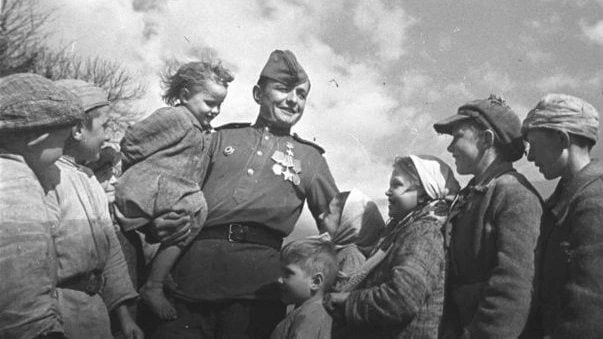2 октября. 1552. Иван IV взял Казань – и получил почетное прозвище Грозный 2 октября. 1552. Иван IV взял Казань – и получил почетное прозвище Грозный